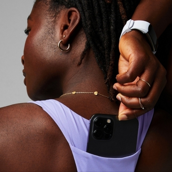 NEW Fabletics On-The-Go Midi Medium Impact Padded Sports Bra Size 1X - Picture 4 of 10